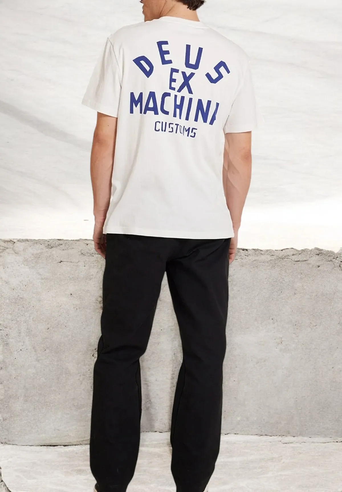 Deus Ex Machina – Camiseta Pisstin vintage white